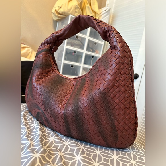 Bottega Veneta Intrecciato Nappa Leather Embroidered. Large Hobo. - Picture 13 of 16